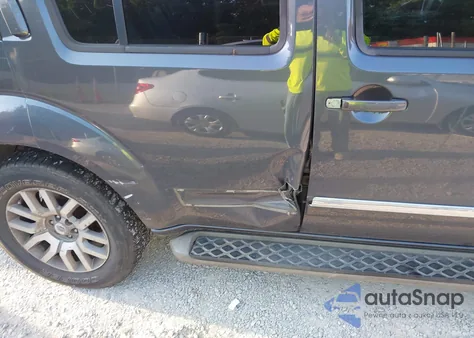 2011 Nissan Pathfinder S/Le/Se из США, поврежденный, VIN 5N1AR1NB1BC609556